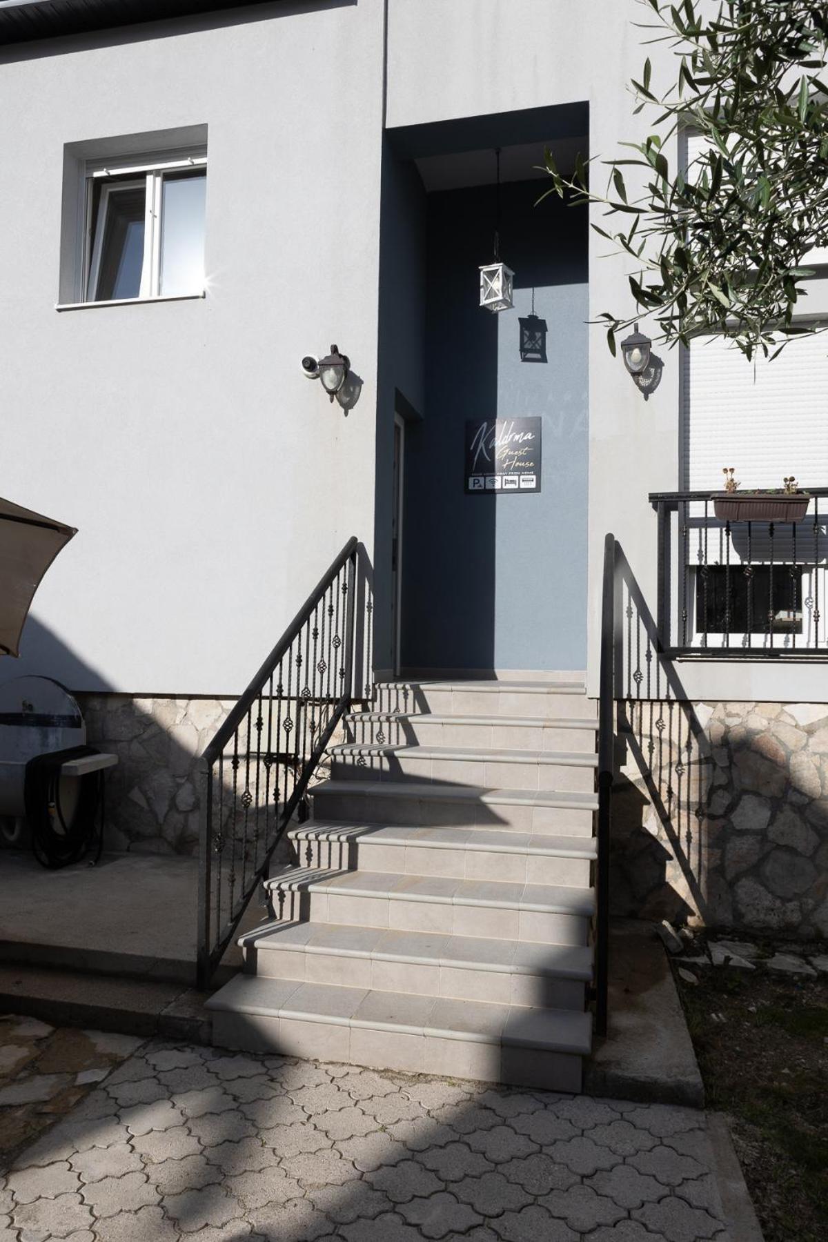 Kaldrma Guesthouse Mostar Luaran gambar